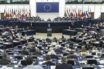 Εκατόν πέντε ευρωβουλευτές κατά των «κλειστών προ-αναχωρησιακών κέντρων»