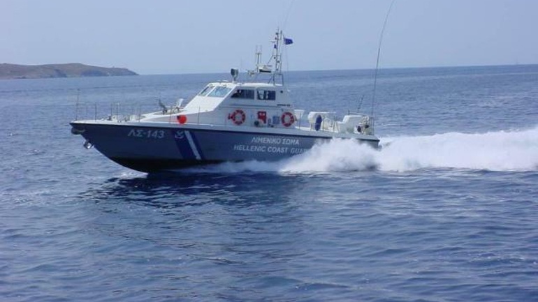 Επιβάτης έπεσε στη θάλασσα από πλοίο στον Σαρωνικό