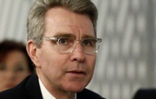 Πάιατ: “Όλα τα νησιά έχουν τα ίδια δικαιώματα σε θαλάσσιες ζώνες με την ηπειρωτική Ελλάδα”