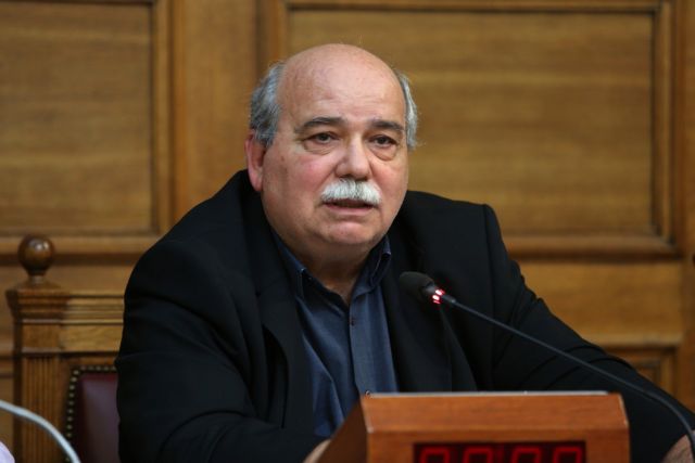 Βούτσης στο MEGA: Δε φοβόμαστε τη διεξαγωγή πρόωρων εκλογών