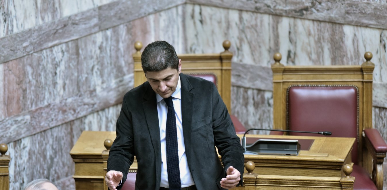 Ανακοίνωση ΠΑΟΚ κατά Αυγενάκη- Κάνει λόγο για “κουμπαριά” του με τον πρόεδρο της ΕΕΑ