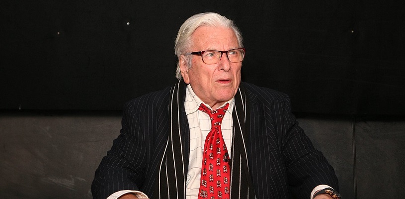 Κώστας Βουτσάς: Σε λαϊκό προσκύνημα η σορός του – Την Παρασκευή η κηδεία