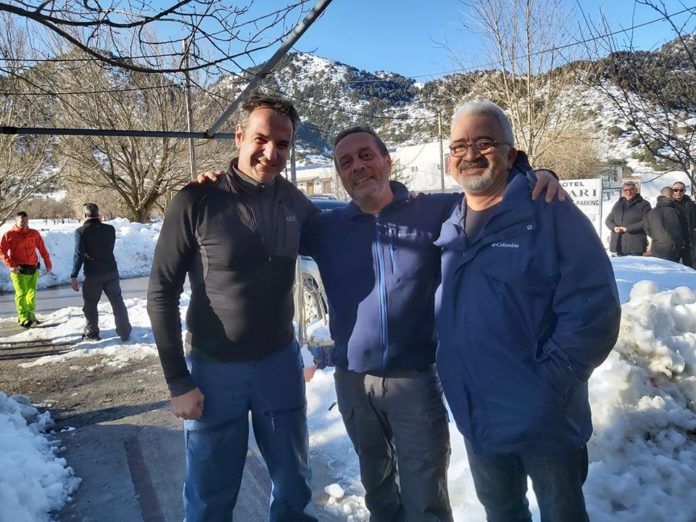 Στιγμές χαλάρωσης για τον Κυρ. Μητσοτάκη στον Ομαλό