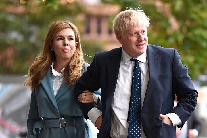 Βρετανία: Σάλος με τις διακοπές του Μπόρις Τζόνσον στην Καραϊβική – Πόσο στοίχισαν&hellip;