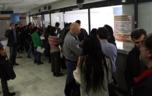 ΑΑΔΕ: Σε λειτουργία η πλατφόρμα για τις 24 έως 48 δόσεις – Τι πρέπει να γνωρίζουν οι φορολογούμενοι