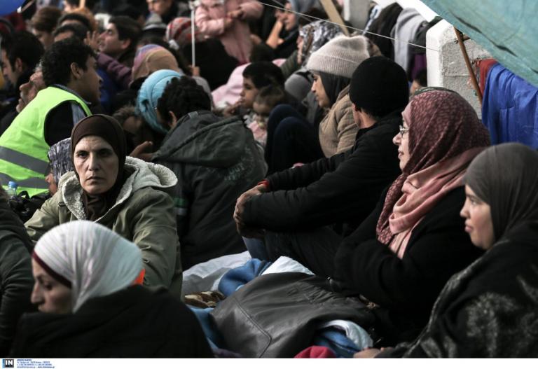 Οι αιφνίδιες αλλαγές στη διαδικασία ασύλου προκάλεσαν την “έκρηξη” στη Μόρια- Τι ζητούν οι κάτοικοι