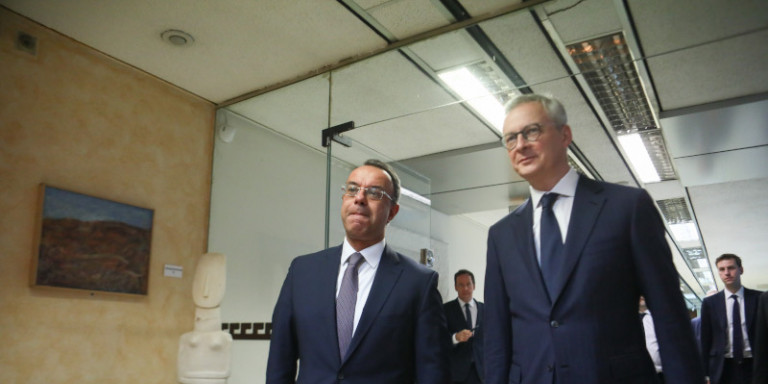 Σχεδιάζεται νομοθετική πρωτοβουλία και δράσεις για την αντιμετώπιση πιθανών επιπτώσεων στην οικονομία από τον κοροναϊό
