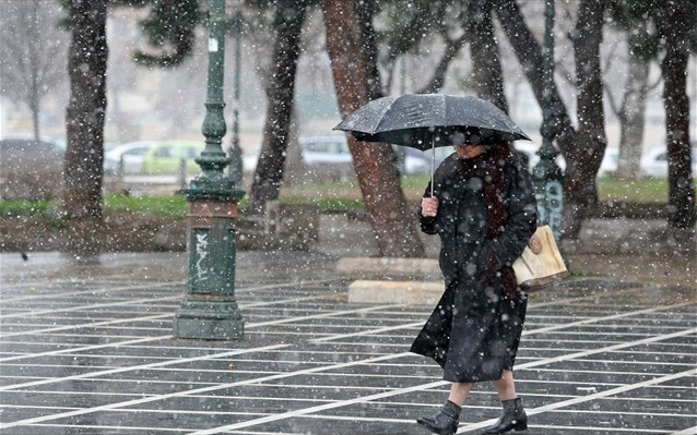Έντονα καιρικά φαινόμενα με καταιγίδες, χιονόνερο, χιόνια και παγετό