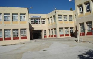 Εξώδικο σε διευθυντή Λυκείου επειδή δεν εφάρμοσε απόφαση για απαλλαγή μαθητή από τα θρησκευτικά