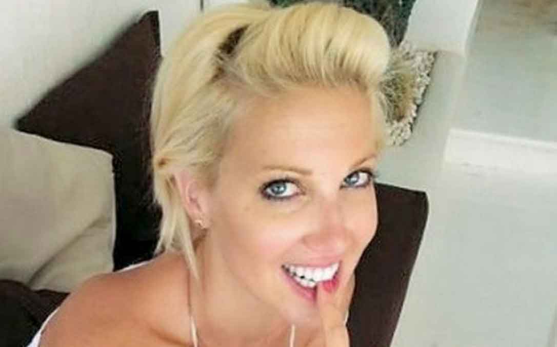 Ξανά viral η βουλευτής της Ν.Δ Κατερίνα Μονογυιού- Νέο βίντεο με τα…άπαντα της beauty therapist&hellip;