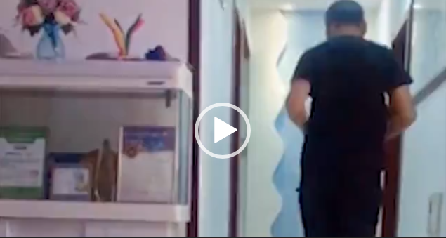 Τα ευτράπελα του κοροναϊού: Κινέζος μαραθωνοδρόμος σε καραντίνα έτρεξε 50 χλμ στο σαλόνι του σπιτιού του (vid)