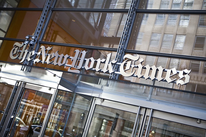 Ο Τραμπ μηνύει τους New York Times