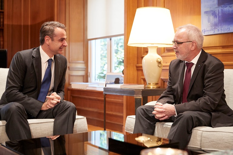 Συνάντηση Μητσοτάκη με Πρόεδρο της Ευρωπαϊκής Τράπεζας Επενδύσεων: Στήριξη στην ανάπτυξη και στην αντιμετώπιση της Κλιματικής αλλαγής