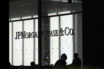 Η ανάλυση της JP Morgan για την “επόμενη μέρα” του Covid 19 που …γεννά σκέψεις για εκλογές