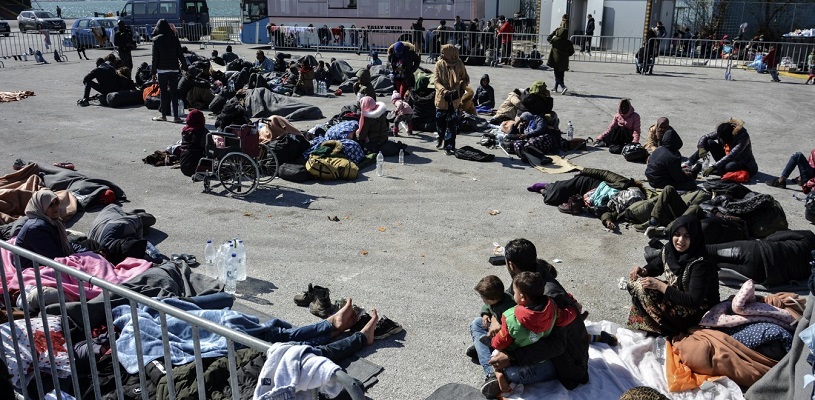 Στη Βόρεια Ελλάδα το πρώτο κλειστό αναχωρησιακό κέντρο προσφύγων – Απελάσεις εξπρές