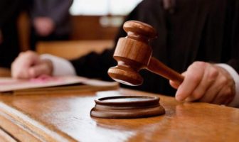 Θετικός στον κοροναϊό πρόεδρος Πρωτοδικών των Διοικητικών Δικαστηρίων Αθηνών