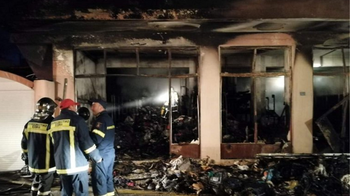 Χίος: Φωτιά σε αποθήκη ΜΚΟ