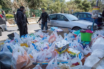 Ο «Ρουβίκωνας» παρέδωσε τρόφιμα και είδη πρώτης ανάγκης στο Γηροκομείο