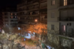 Βιολιστής στο μπαλκόνι «σπάει» τη σιωπή της καραντίνας με Λοΐζο και Bella Ciao στην Θεσσαλονίκη (vid)