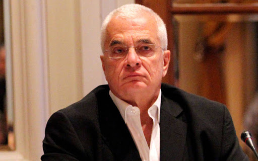Πρετεντέρης: Κάποιοι ανόητοι διακινούν ότι νοσηλεύομαι- Είμαι σπίτι μου, με τα βιβλία μου