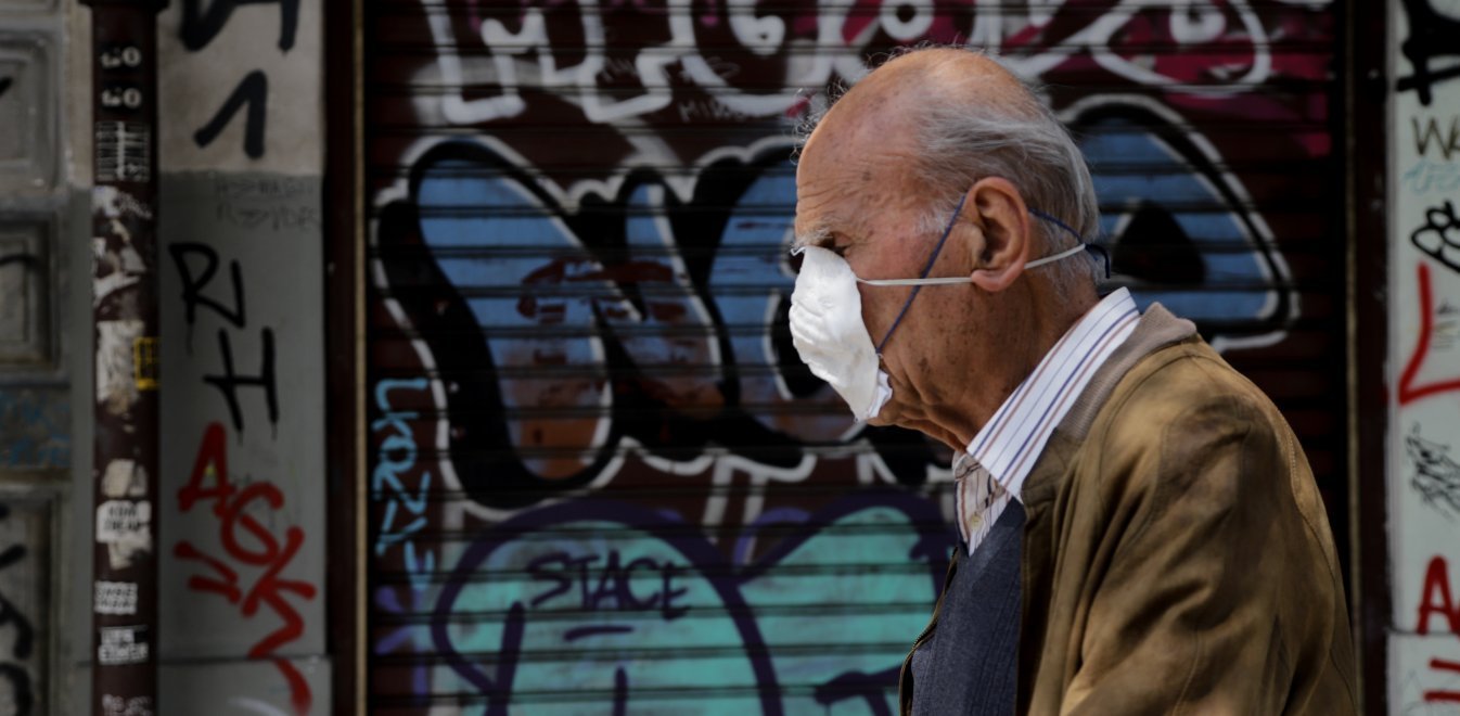 Πως θα βγούμε από την καραντίνα- Πρώτα τα εμπορικά καταστήματα με μάσκες και γάντια- Όλο το σχέδιο
