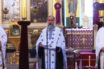 Ιερέας πλέκει το εγκώμιο του Αλαβάνου και “καταριέται” Ιεραρχία και κυβέρνηση που έκλεισαν τις εκκλησίες (vid)