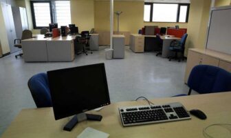 Μειωμένο ωράριο και στον ιδιωτικό τομέα για γονείς μαθητών
