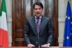 «Αν αγαπάς την Ιταλία, κράτα αποστάσεις» λέει στους Ιταλούς ο Τζ. Κόντε