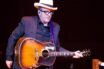 Ο “ήχος του Ελσίνκι” στο νέο τραγούδι του Elvis Costello (vid)