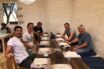 Σε χαλαρή διάθεση ο Αλέξης Τσίπρας και η Μπέτυ Μπαζιάνα στα Κουφονήσια