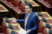 ΚΙΝ.ΑΛ: “Συναλλαγή” με τους θεσμούς και παράδοση της προστασίας της πρώτης κατοικίας