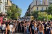 Δυναμικό αντιρατσιστικό μήνυμα από την πλατεία Βικτωρίας – Στη συγκέντρωση των ακροδεξιών Κασιδιάρης-Μπογδάνος