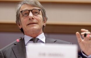 Σασόλι: Η ΕΕ είναι έτοιμη να στηρίξει τον Λίβανο