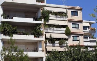 Θεοδωρικάκος: Δε θα δοθεί παράταση για τα αδήλωτα τετραγωνικά