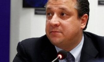 Καθηγητής Δερμιτζάκης: Χάσαμε το “παιχνίδι” τον Ιούλιο – Τι είπε για Κουμουτσάκο