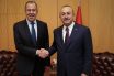 Λαβρόφ-Τσαβούσογλου: Συνεχίζεται η στρατιωτική συνεργασία, παρά τις αμερικανικές κυρώσεις
