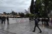Σύνταγμα : Ανοιξαν πανό για τη δολοφονία Γρηγορόπουλου – Επέμβαση αστυνομίας με μαζική ρίψη χημικών (pic)