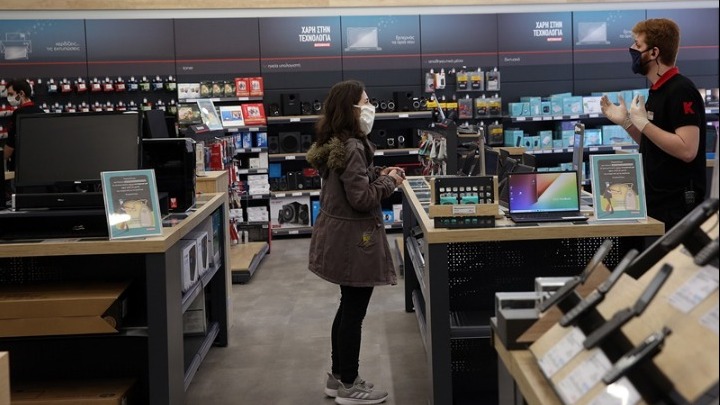 Ξαναζωντανεύει από αύριο, Δευτέρα, το λιανεμπόριο σε όλη τη χώρα