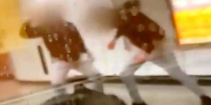 Ξυλοδαρμός στο μετρό: Συνελήφθησαν δύο ανήλικα αδέρφια κι ένας ειδικός φρουρός