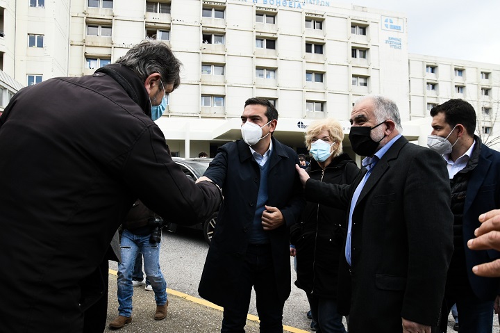 Στην Πάτρα o πρόεδρος του ΣΥΡΙΖΑ – Σύσκεψη στο Πανεπιστημιακό νοσοκομείο
