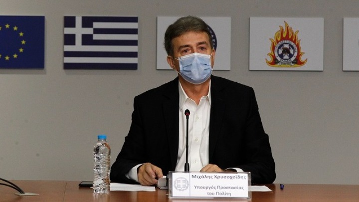 Επίσκεψη Χρυσοχοϊδη στην Άμεση Δράση: “Είστε οι μικροί ήρωες της εποχής”