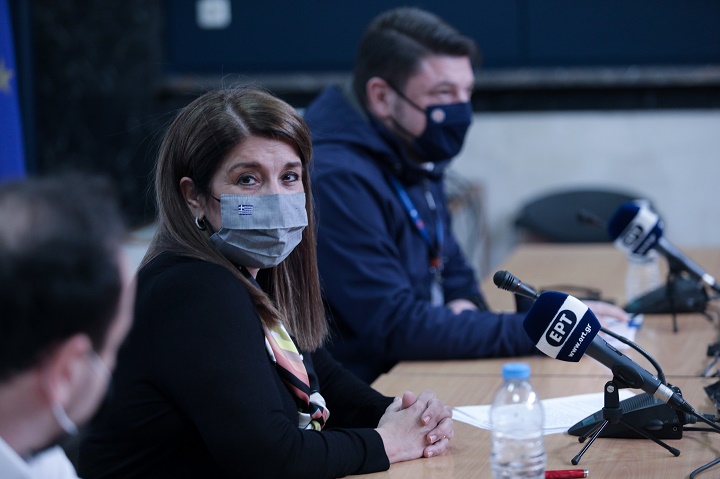 LIVE Η ενημέρωση για τον κοροναϊό