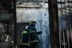 Φωτιά σε φανοποιείο στο Περιστέρι – Εκκενώθηκε πολυκατοικία