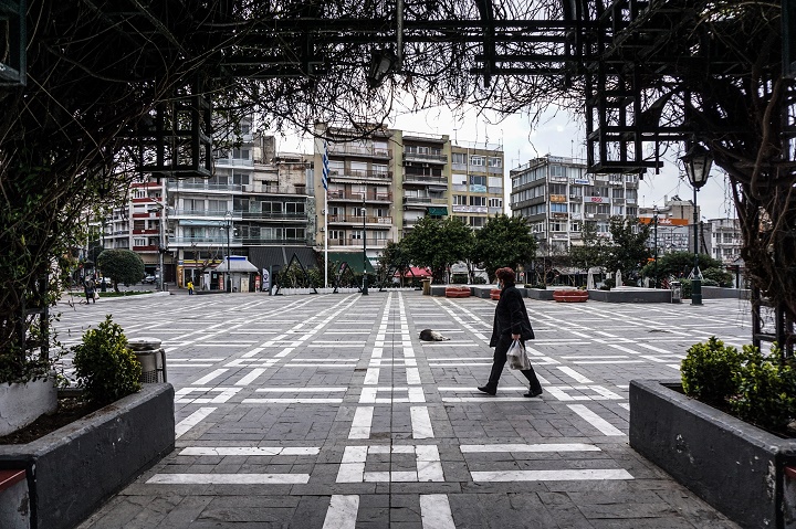 Δερμιτζάκης: Ίσως φτάσουμε και τα 5.000 κρούσματα τον Απρίλιο αν δεν αλλάξουμε μοντέλο