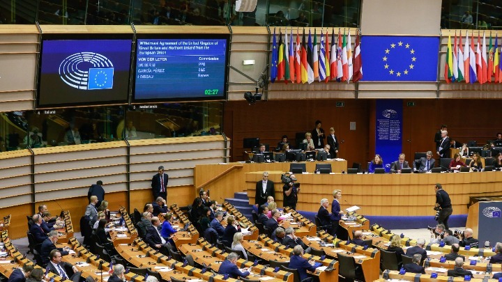 Αστυνομική βία στην Ελλάδα: Στην Ευρωβουλή φέρνει το θέμα ο ΣΥΡΙΖΑ