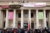 Γαλλία: Εργαζόμενοι στον χώρο του θεάματος κάνουν καταλήψεις σε θέατρα για να καταγγείλουν το κλείσιμό τους