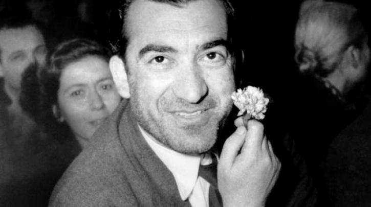 Νίκος Μπελογιάννης: Ο Ανθρωπος με το Γαρύφαλλο