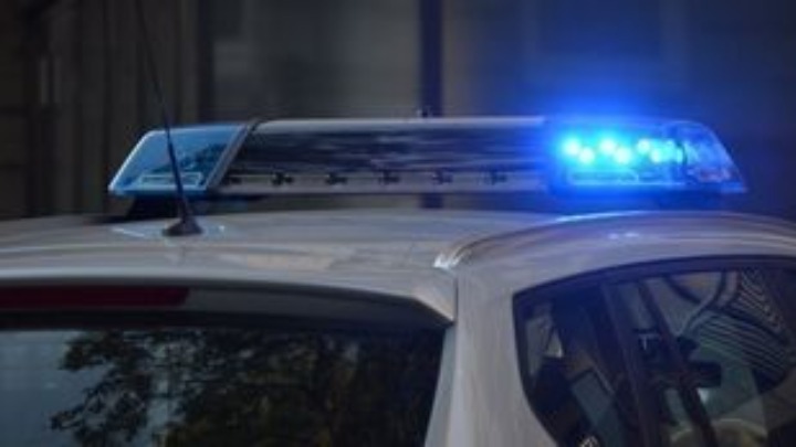Συλλήψεις και πρόστιμα σε νυχτερινό κέντρο στην Αθήνα – Λειτουργούσε κανονικά με ζωντανή μουσική και θαμώνες!