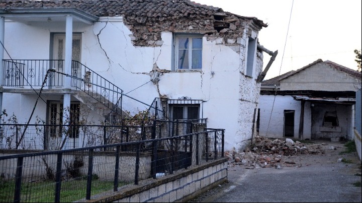 Θεσσαλία: 1.575 σπίτια ακατάλληλα από τον σεισμό