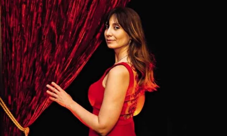 Το απίστευτο παρασκήνιο πίσω από την επιλογή της σοπράνο που ερμήνευσε τον&hellip;